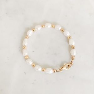 The Olivia Pearl Bracelet